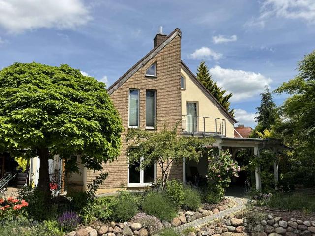 Haus zum Kaufen in Ludwigsfelde 680.000,00 EUR 160 m²