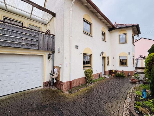 Haus zum Kaufen in Ludwigshafen am Rhein 450.000,00 EUR 185 m²