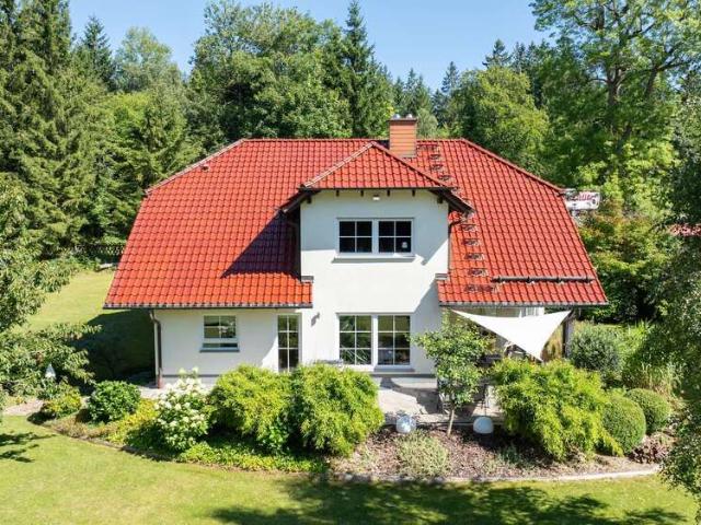 Haus zum Kaufen in Luisenthal 1.500.000,00 EUR 331 m²