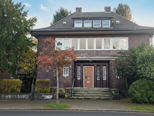 Haus zum Kaufen in Lünen 360.000,00 EUR 255 m²