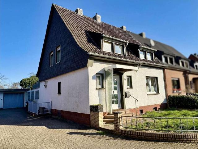 Haus zum Kaufen in Moers 339.000,00 EUR 120 m²
