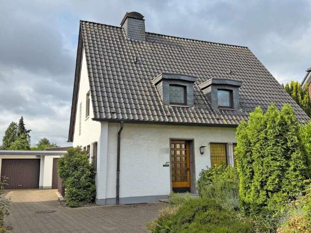 Haus zum Kaufen in Moers 500.000,00 EUR 150 m²