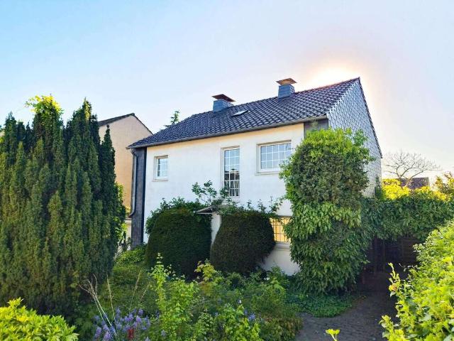 Haus zum Kaufen in Moers 580.000,00 EUR 132 m²