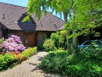 Haus zum Kaufen in Moers 598.900,00 EUR 192 m²