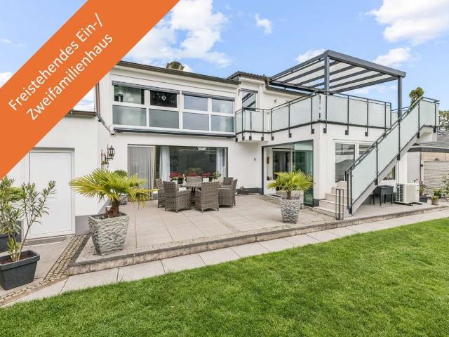 Haus zum Kaufen in Moers 732.000,00 EUR 220 m²