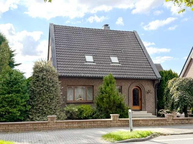 Haus zum Kaufen in Moers Repelen 329.000,00 EUR 111 m²