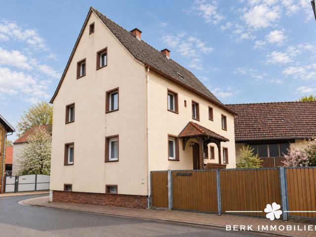Haus zum Kaufen in Mömlingen 299.000,00 EUR 196.06 m²