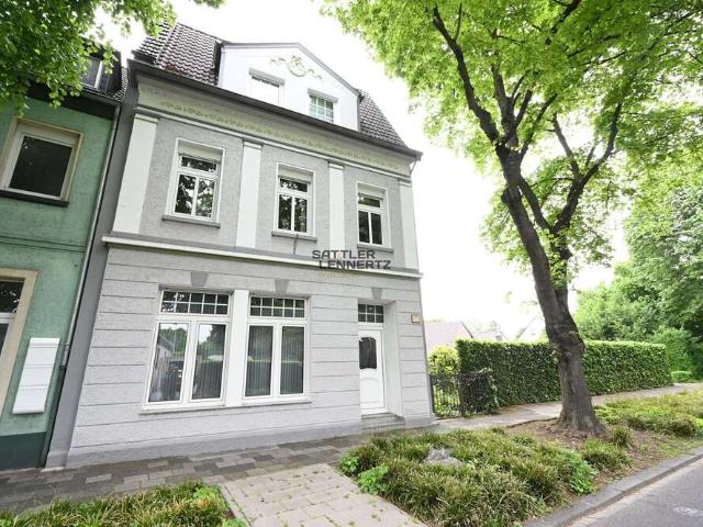 Haus zum Kaufen in Mönchengladbach Mönchengladbach Neuwerk 360.000,00 EUR 148.58 m²