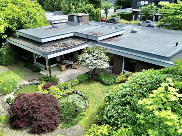 Haus zum Kaufen in Mönchengladbach Schmölderpark 795.000,00 EUR 150 m²