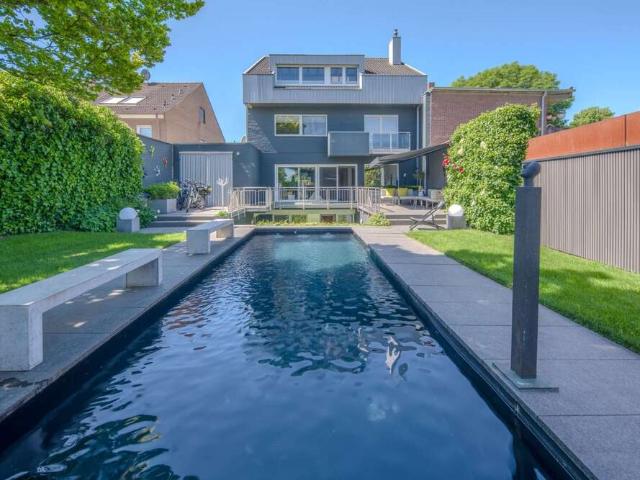 Haus zum Kaufen in Mönchengladbach Schelsen 1.450.000,00 EUR 321 m²