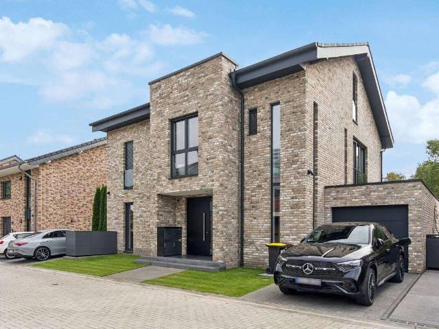 Haus zum Kaufen in Mönchengladbach 1.540.000,00 EUR 317.52 m²