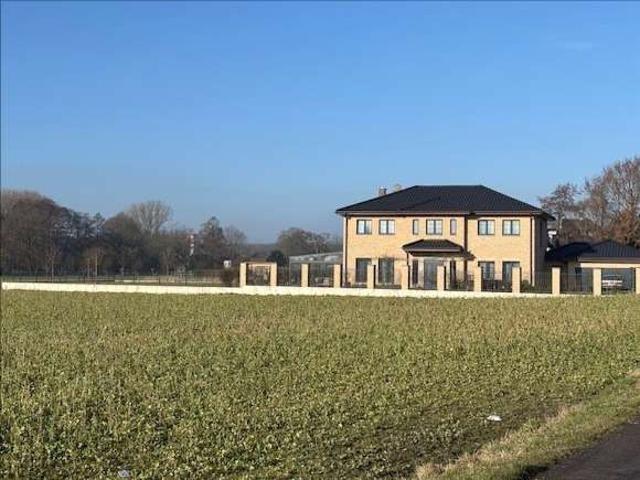 Haus zum Kaufen in Mönchengladbach 1.950.000,00 EUR 271 m²