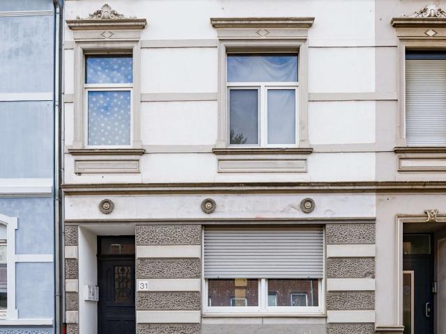 Haus zum Kaufen in Mönchengladbach 279.000,00 EUR 195 m²