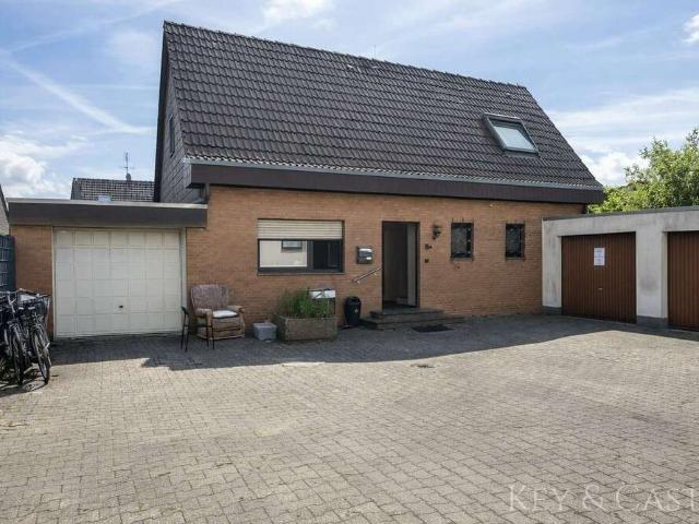 Haus zum Kaufen in Mönchengladbach 299.000,00 EUR 232 m²