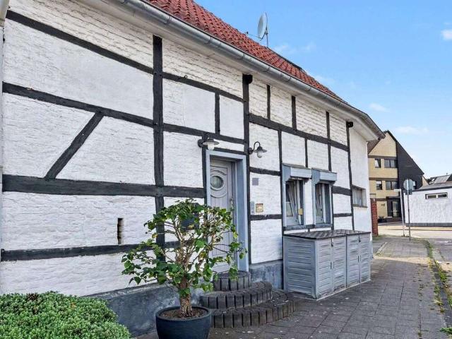 Haus zum Kaufen in Mönchengladbach 338.000,00 EUR 141 m²
