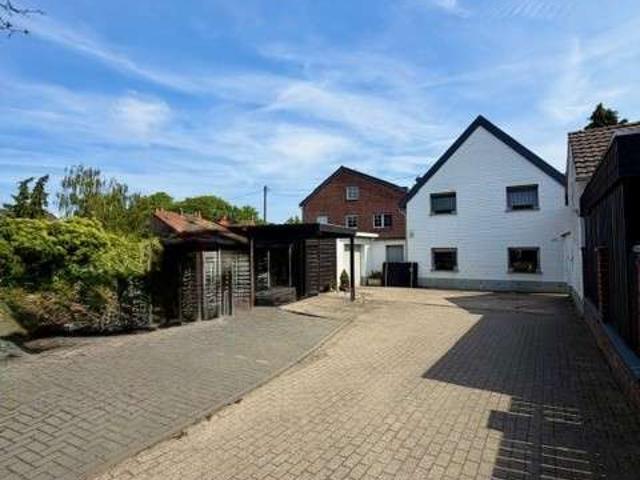 Haus zum Kaufen in Mönchengladbach 425.000,00 EUR 187.14 m²