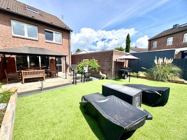 Haus zum Kaufen in Mönchengladbach 425.000,00 EUR 115 m²