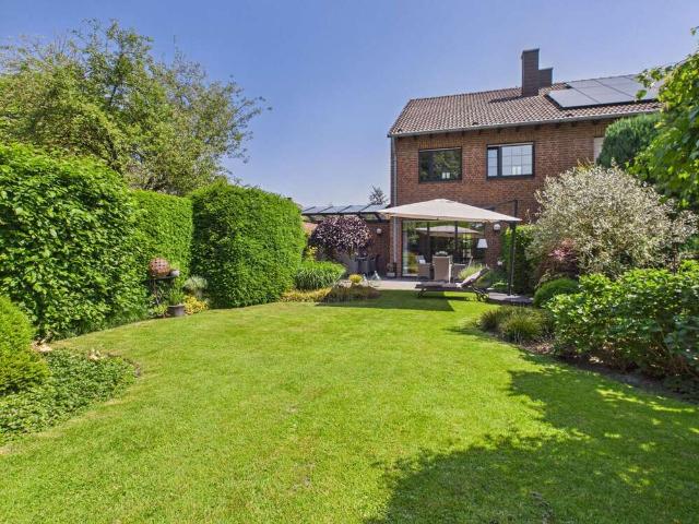 Haus zum Kaufen in Mönchengladbach 595.000,00 EUR 148.85 m²