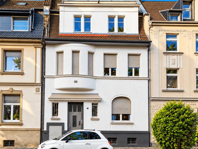 Haus zum Kaufen in Mönchengladbach 529.000,00 EUR 274 m²