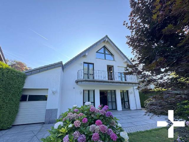 Haus zum Kaufen in Mönchengladbach 745.000,00 EUR 216.53 m²