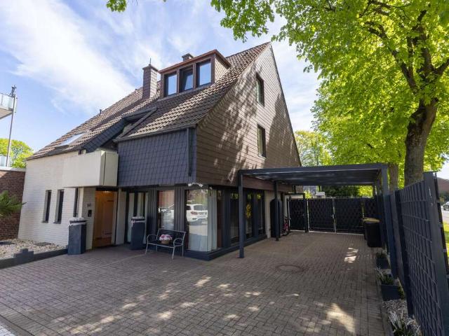 Haus zum Kaufen in Mönchengladbach 769.000,00 EUR 260 m²