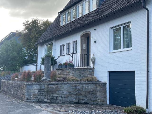 Haus zum Kaufen in Mönchengladbach 950.000,00 EUR 261 m²