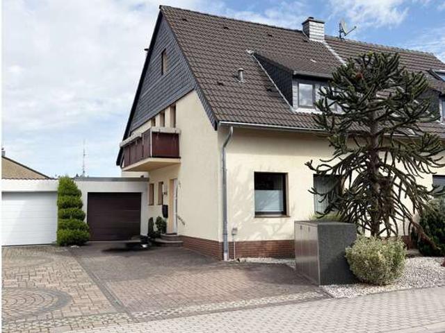 Haus zum Kaufen in Monheim 625.000,00 EUR 165 m²