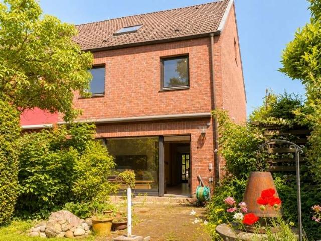 Haus zum Kaufen in Monheim am Rhein 529.000,00 EUR 130 m²
