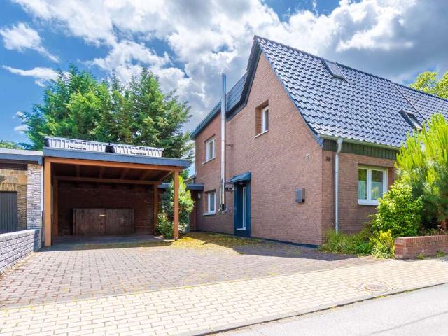 Haus zum Kaufen in Monheim am Rhein 625.000,00 EUR 136.35 m²
