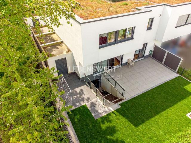 Haus zum Kaufen in Monheim am Rhein 695.000,00 EUR 144 m²