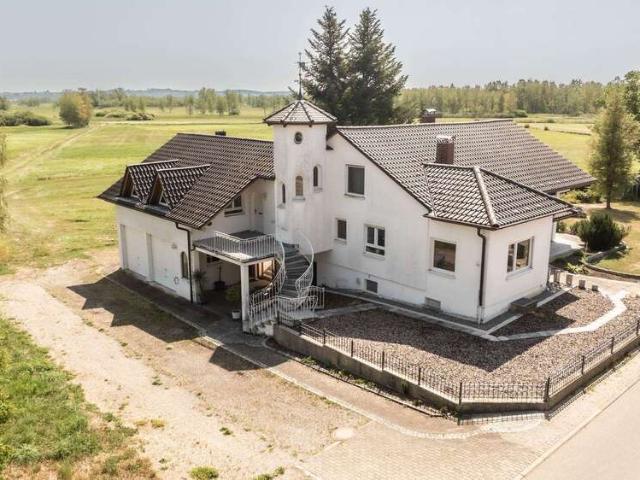 Haus zum Kaufen in Moosburg 358.000,00 EUR 227.69 m²