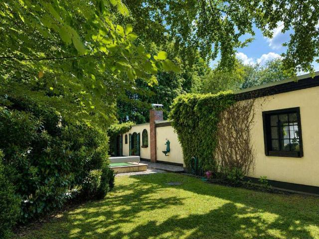 Haus zum Kaufen in Mörfelden Walldorf Walldorf 985.000,00 EUR 251 m²