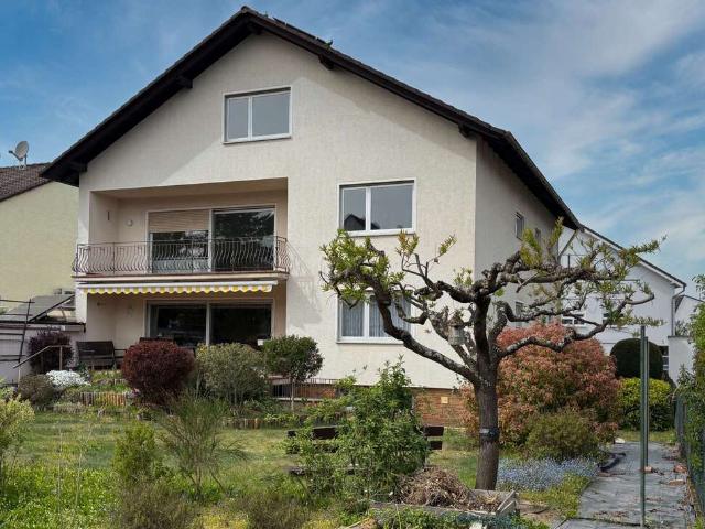 Haus zum Kaufen in Mörfelden Walldorf 895.000,00 EUR 251.6 m²