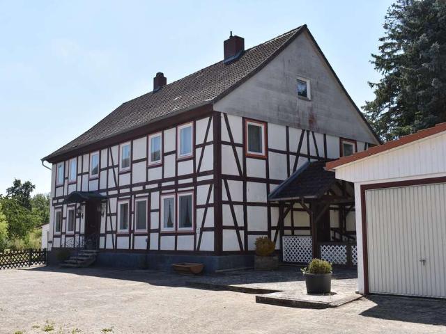 Haus zum Kaufen in Moringen 299.000,00 EUR 248 m²