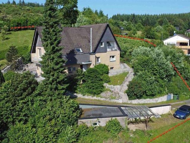 Haus zum Kaufen in Morsbach, Sieg 395.000,00 EUR 262 m²