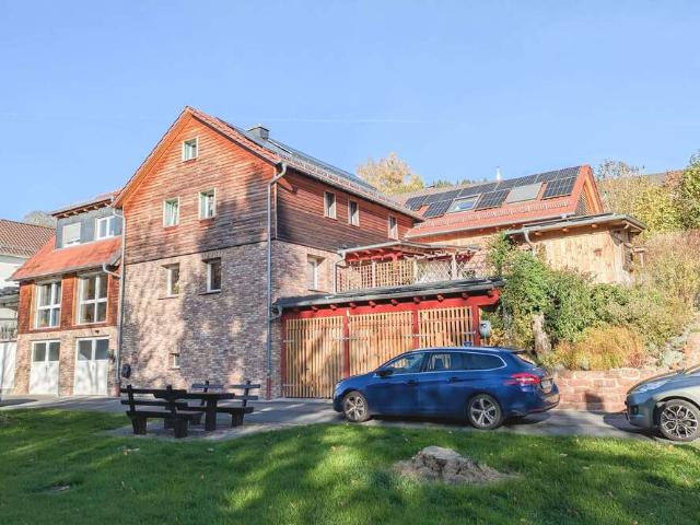 Haus zum Kaufen in Mossautal 599.000,00 EUR 300 m²
