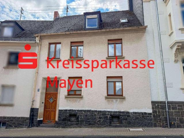 Haus zum Kaufen in Mayen 255.000,00 EUR 165 m²