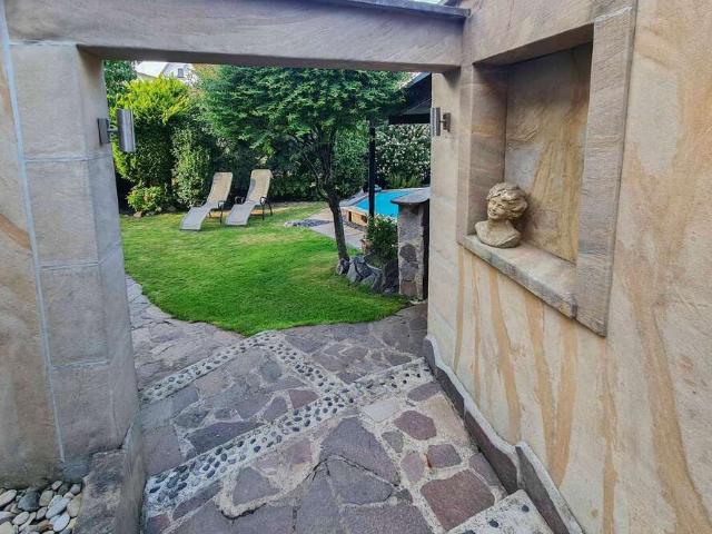 Haus zum Kaufen in Mainhausen 679.000,00 EUR 262 m²