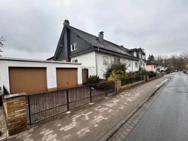 Haus zum Kaufen in Maintal 550.000,00 EUR 328 m²
