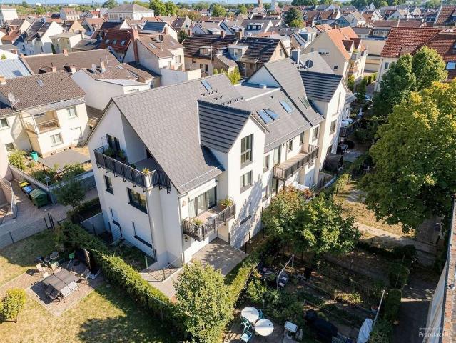 Haus zum Kaufen in Mainz Kostheim 3.590.000,00 EUR 788.54 m²