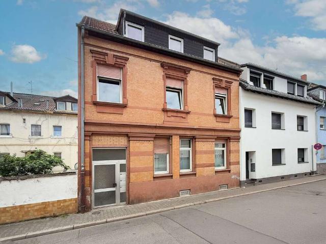 Haus zum Kaufen in Mannheim 590.000,00 EUR 186 m²