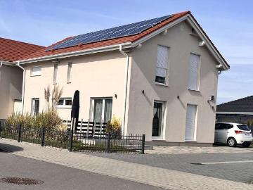 Haus zum Kaufen in Markranstädt 450.000,00 EUR 145.65 m²