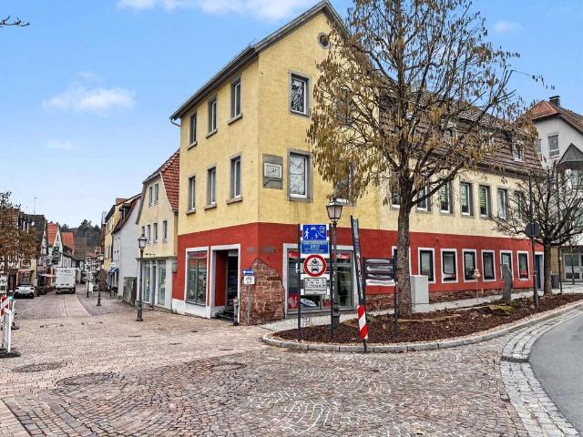 Haus zum Kaufen in Marktheidenfeld 350.000,00 EUR 210 m²