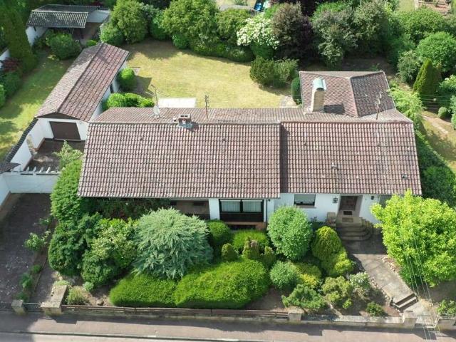 Haus zum Kaufen in Marnheim 650.000,00 EUR 298.72 m²