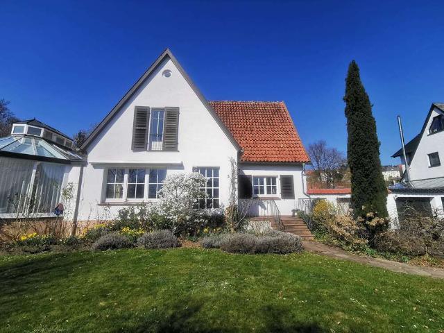 Haus zum Kaufen in Marsberg 289.000,00 EUR 274 m²