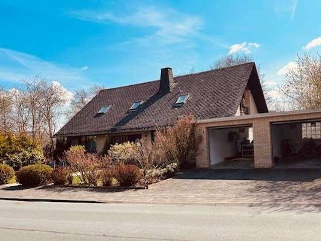 Haus zum Kaufen in Marsberg 349.000,00 EUR 285 m²