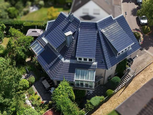Haus zum Kaufen in Mettmann 1.350.000,00 EUR 376 m²