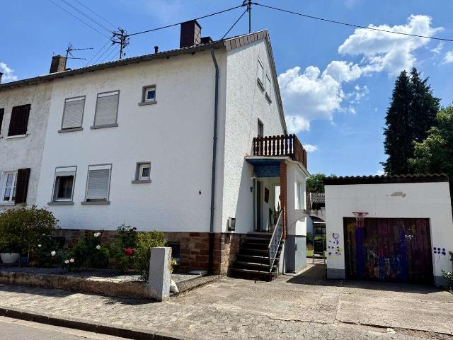 Haus zum Kaufen in Mettlach 265.000,00 EUR 160 m²