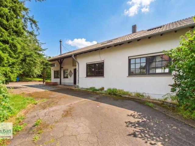 Haus zum Kaufen in Mettlach Weiten 269.800,00 EUR 245 m²
