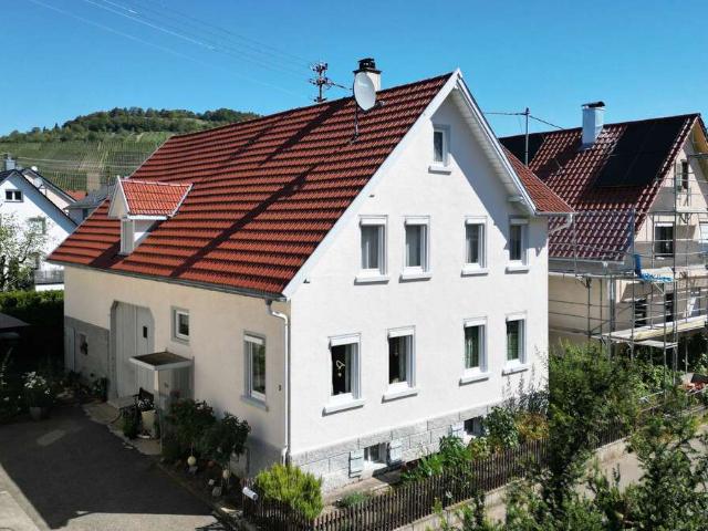 Haus zum Kaufen in Metzingen 294.000,00 EUR 130 m²